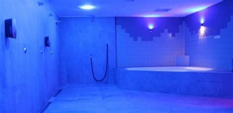 azzurra sexsauna beuningen nijmegen swingers sauna en gaysauna