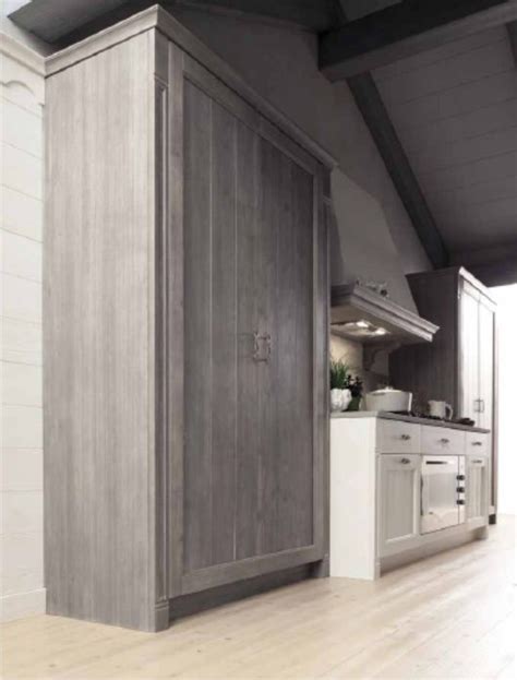 Il grigio chiaro, il lavanda, l'azzurro polvere e il bianco avorio. Cucina TabiÃ  | Mobili e cucine in legno massello
