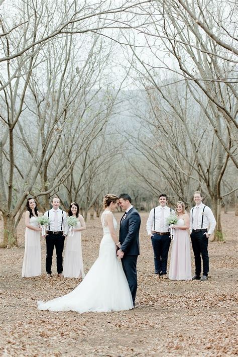 creative wedding photo ideas and poses the entire wedding party crazyforus