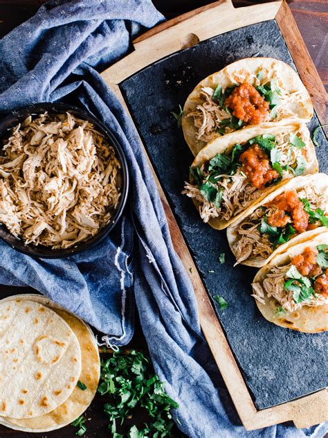 spicy crock pot slow cooker shredded chicken street tacos perfect  homegating dad   pan