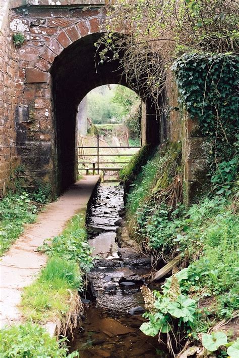 creative writing prompts  writers creative writing prompts tunnel