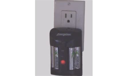 energizer battery charger flashing redgreenblue light