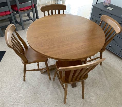wooden table    chairs  witney oxfordshire gumtree
