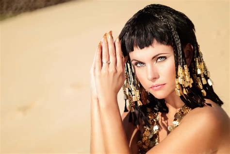 what did cleopatra look like fully explained