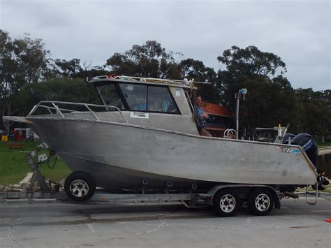aluminium commercial work boat  twin mercury seapro hp engines  tech marine