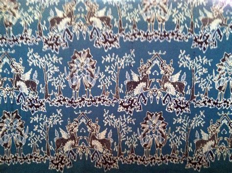 batik trusmi cirebon west java province indonesia wa    indonesia java kain