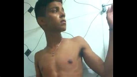 gay novinho favela de heliopolis exibindo pau piroca na camera xvideos