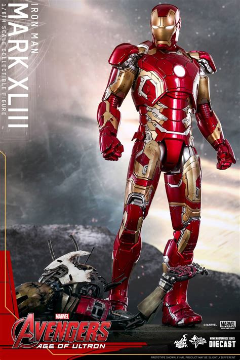 Hot Toys Age Of Ultron Iron Man Collectable Is Made Of Metal