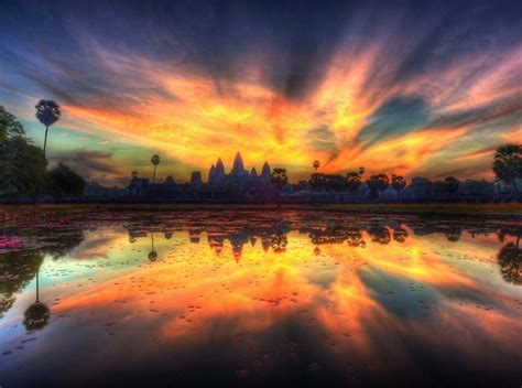 amazing reflection photography examples angkor cambodia