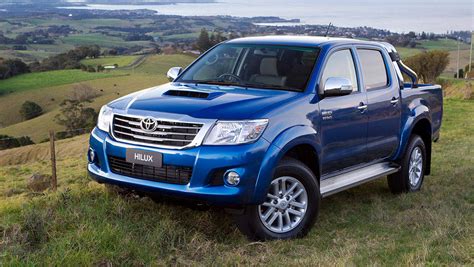 toyota hilux sr wd dual cab turbodiesel  review carsguide