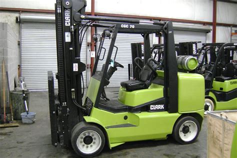 clark forkliftpicture  reviews news specs buy car