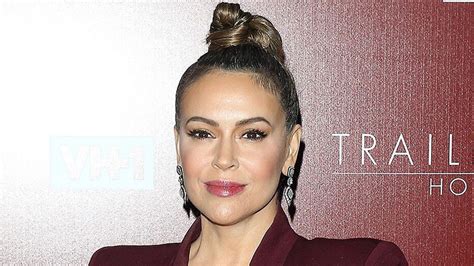 alyssa milano extends olive branch to trump supporters after months