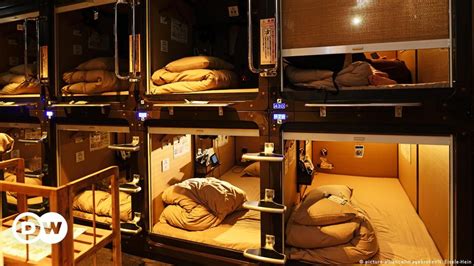 capsule hotels sleeping cheap in japan dw travel dw 01 11 2018