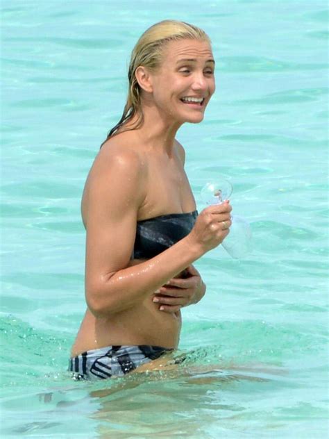 new video porn cameron diaz shows off her yummy and juicy
