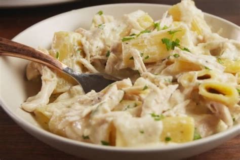 Slow Cooker Chicken Alfredo