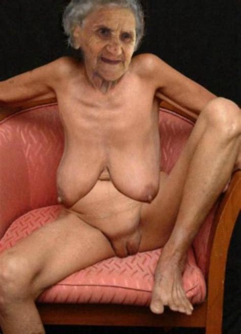 granny hanging tits latinas sexy pics