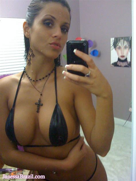 janassa brazil busty amateur model self shot topless photos nude amateur girls