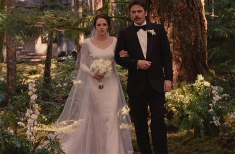 ‘twihards ask what will bella s wedding dress look like field the new york times