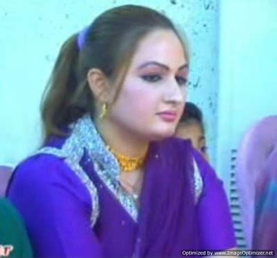 pashto film drama actress  singer musarrat mohmand