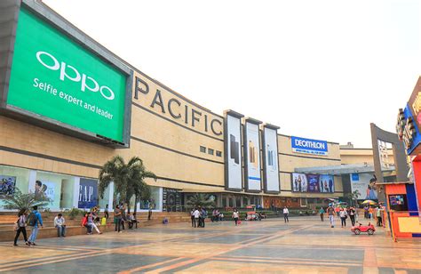 malls  delhi biggest mall  delhi  shopping malls