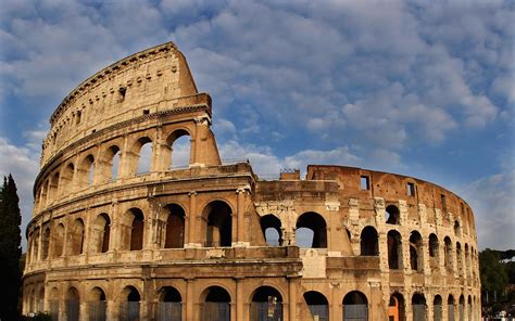 rome   laws  tourists   break  colosseum conde nast traveler