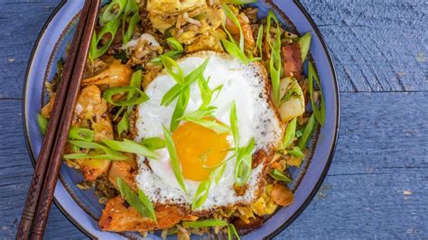 rachael s chicken and kimchi stir fry with bacon and egg
