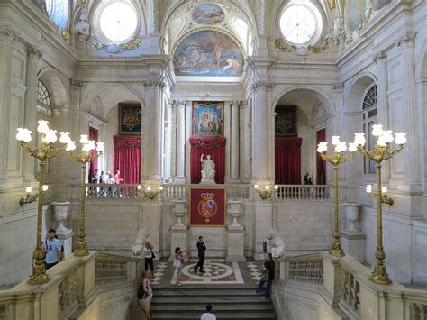 private guided  royal palace  madrid