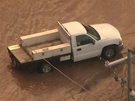 video truck trapped in flood waters in phoenix abc15 arizona