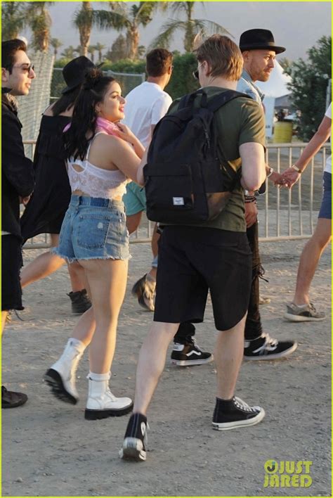 ariel winter bares some skin at coachella with levi meaden photo