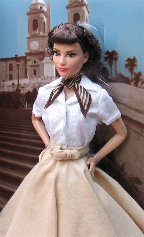 barbie collector 2013 audrey hepburn en vacaciones romano muñeco en caja original como nuevo