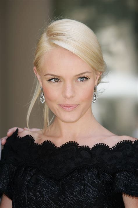 the beautiful kate bosworth with the perfect ice blond hair color light make up and black dress