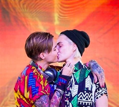 Ruby Rose Engaged Phoebe Dahl Engagement Ring Pictures