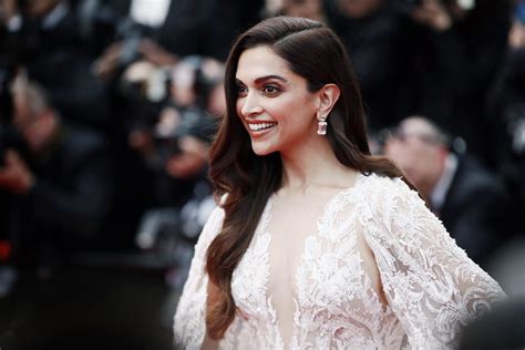 deepika padukone sexy the fappening leaked photos 2015 2019