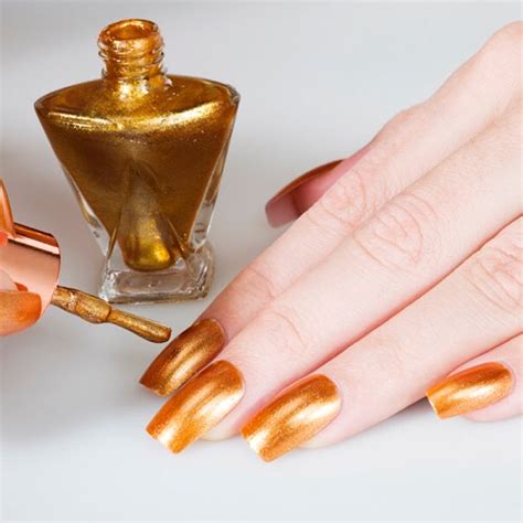 modern nails  organic  nail salon  frederick md