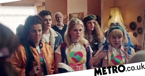 Derry Girls Series 2 Gets Hilarious First Trailer Metro News