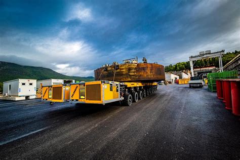 cometto mspe involved  italian tunnel project  propelled vehicles