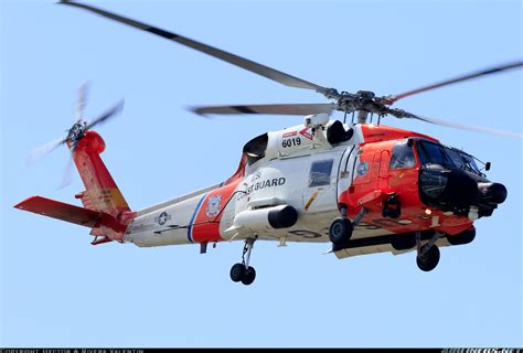sikorsky hh  jayhawk    usa coast guard aviation photo  airlinersnet
