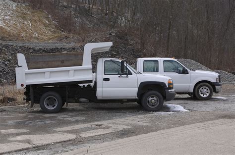 ton  ton trucks mobile auto service