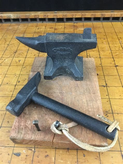 Canada Forge Mini Cast Iron Anvil And Hammer Schmalz Auctions