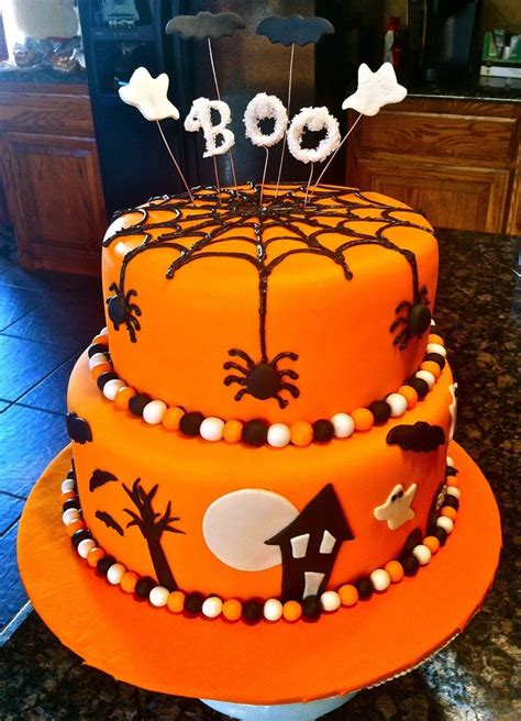 images  halloween cakes  pinterest monster cakes haunted houses  halloween