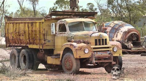 photo rusty  truck car metal    jooinn