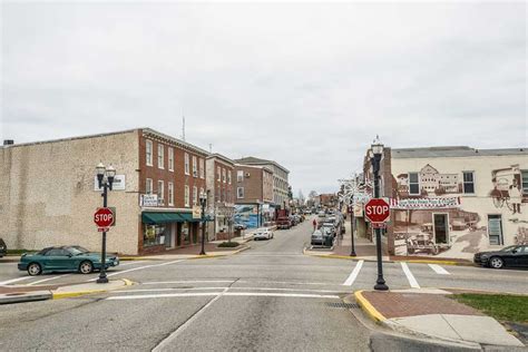 downtown elkton intersection  elkton md