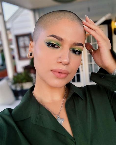 𝐊𝐀𝐑𝐋𝐀 𝐍𝐈𝐂𝐇𝐎𝐋𝐄 on instagram “hard and soft” shaved head women big chop