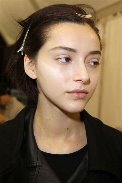 16 amazing beauty tips we picked up backstage during fall