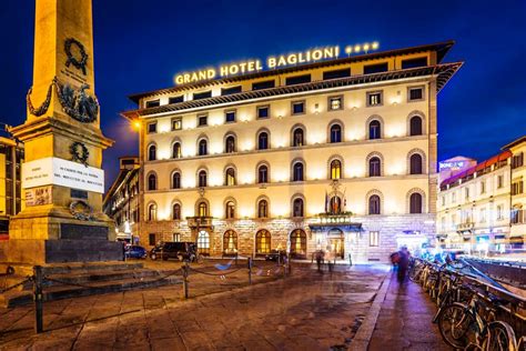grand hotel sorozat vesztegzar  grand hotelben  szoke ciklon