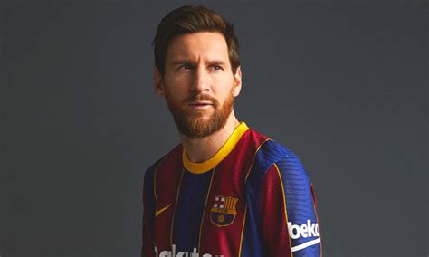 lionel messi has decided to stay at fc barcelona