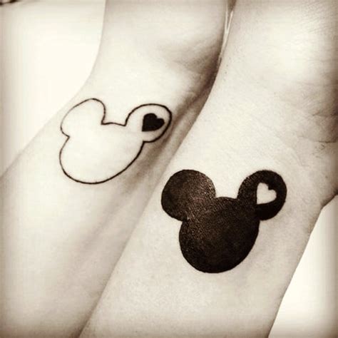 Black And White Mickey And Minnie Design 24 Disney