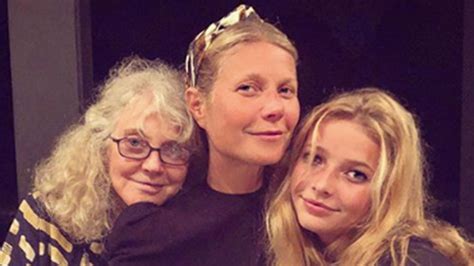 gwyneth paltrow poses with daughter apple and mother blythe danner