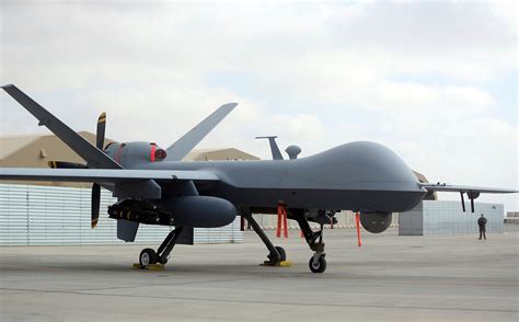 ladministration trump annonce une vente de drones armes aux eau pour  milliards de dollars