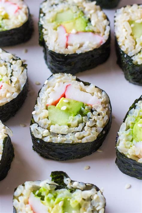 Homemade California Roll | RecipeLion.com